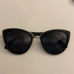 Black and silver Quay sunglasses